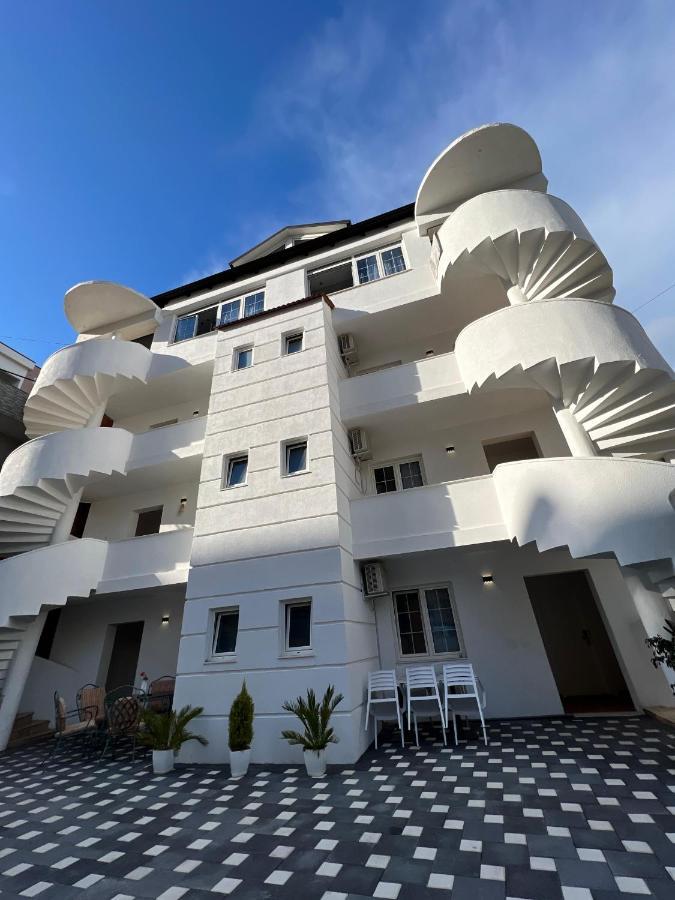 Hotel Vila Herta Durrës Buitenkant foto