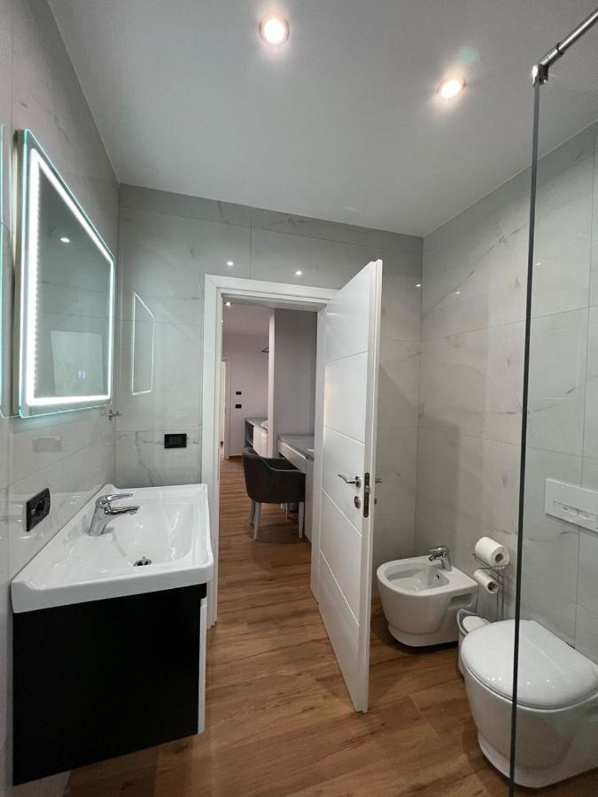 Hotel Vila Herta Durrës Buitenkant foto